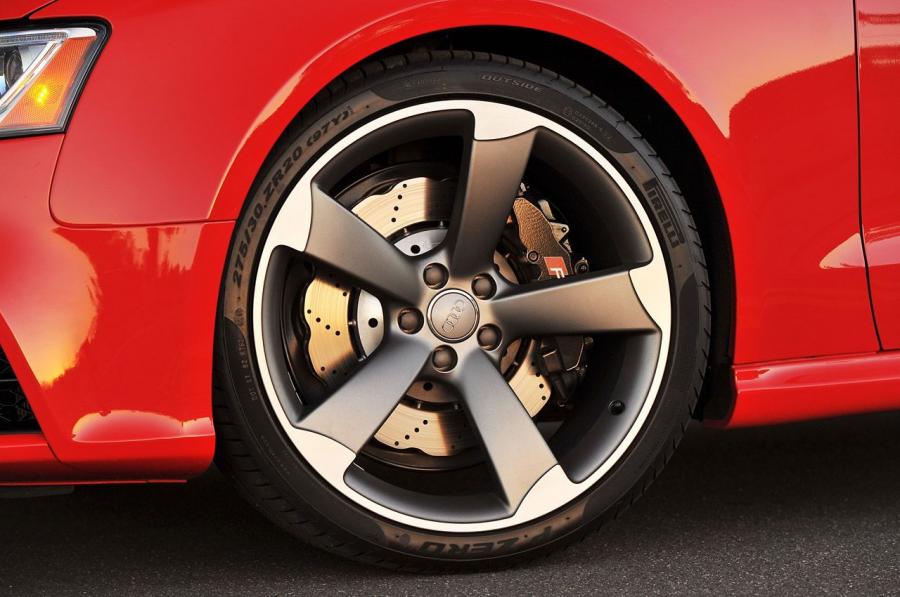 Колеса Audi RS5 Coupe 2012 года  (NA) (фото 73 из 104)
